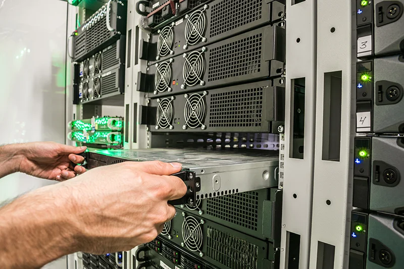 Dienstleistungs- & Serviceleistungen Notdienst für IT und Telekommunikation, Netzwerksysteme